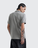 Polo relaxed fit gris para hombre – vista 3 – Dynamo Brand