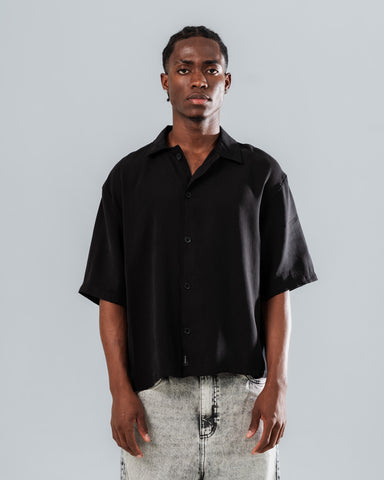 Camisa Boxy fit Black Core