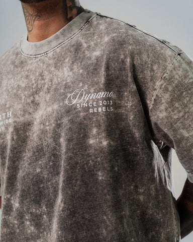 Camiseta Oversize Acid Wash Dark Wings