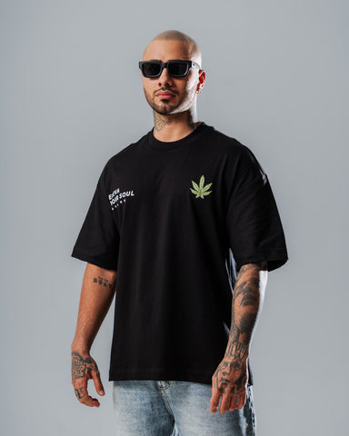 Camiseta Oversize Black Elevate Your Soul