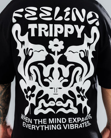 Camiseta Oversize Negra Feeling Trippy