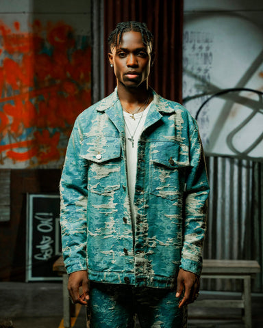 Chaqueta Denim Desgastada - Edición Born Again