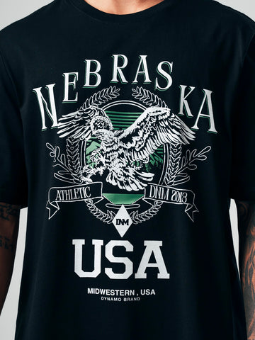 Camiseta Regular Negra Nebraska
