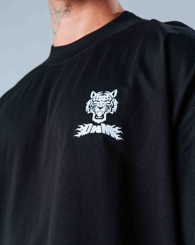 Camiseta Oversize Negra Tigre