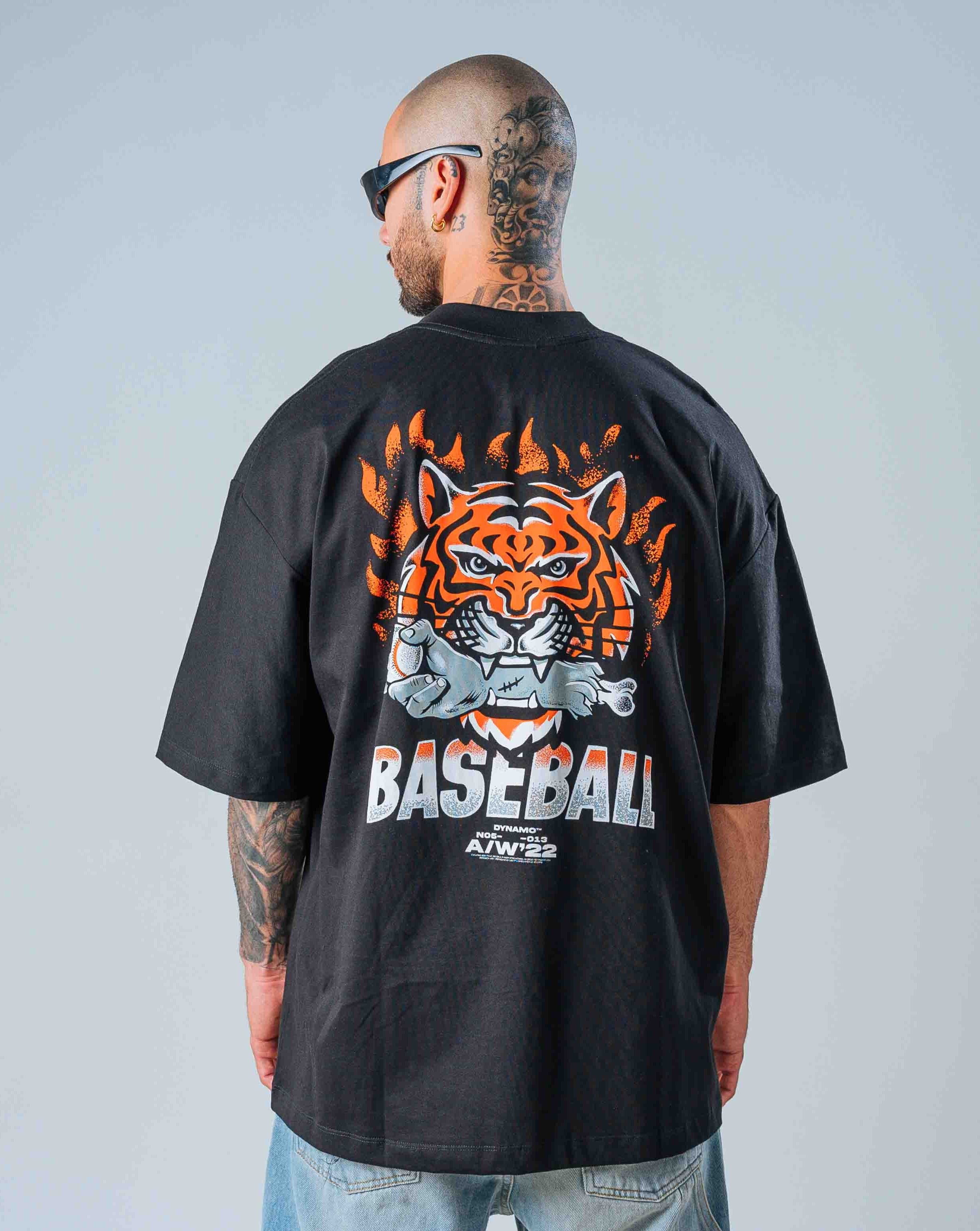 Camiseta Oversize Negra Tigre