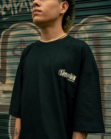 Camiseta Oversize Negra - Edición Chimbitown
