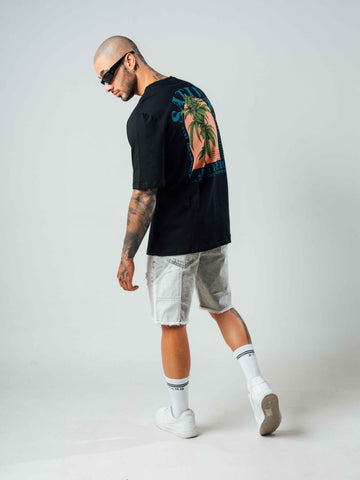 Camiseta Regular Negra Sativa