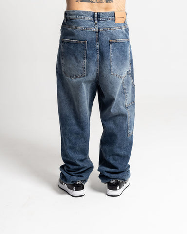 Total Look - Sacred White + Blue Denim