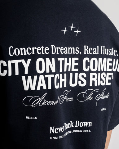 Camiseta Oversize Watch Us Rise