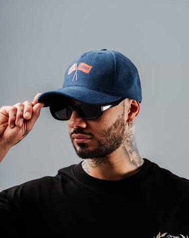 Gorra Para Hombre Azul Con Estampado