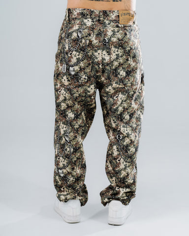 Jean Baggy Camuflado con Cadenas