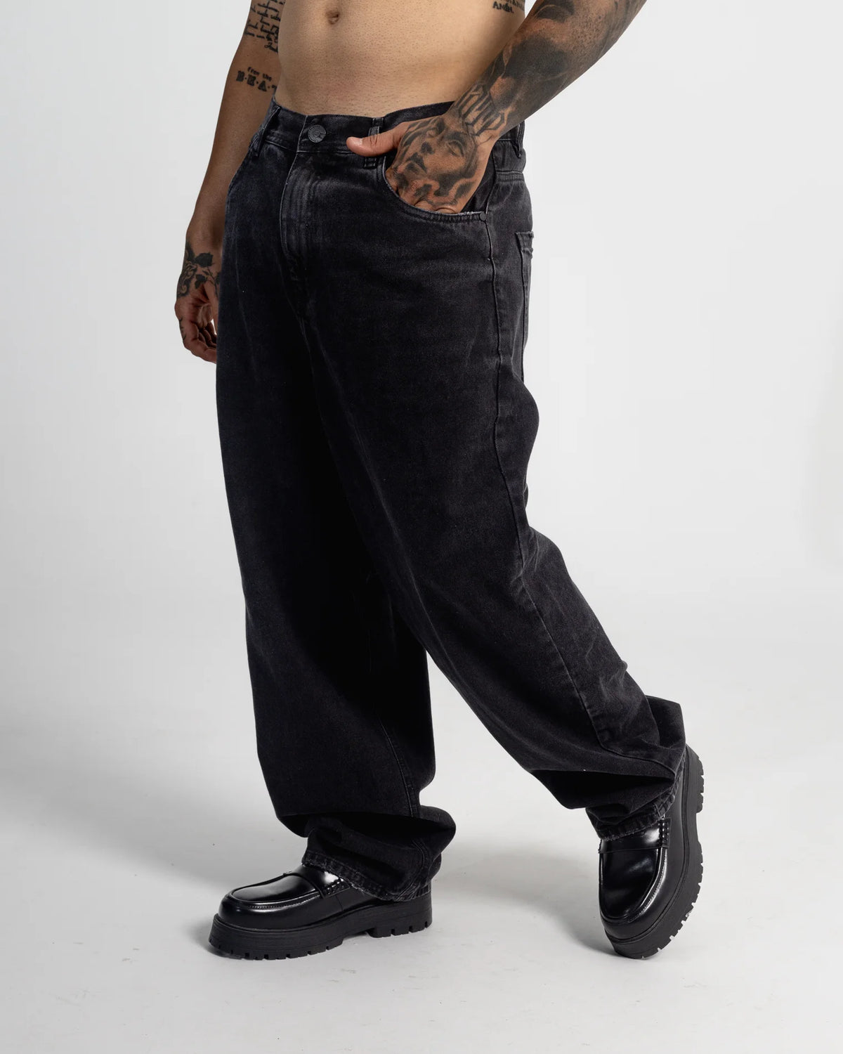 Jeans Baggy Básico Essential Black