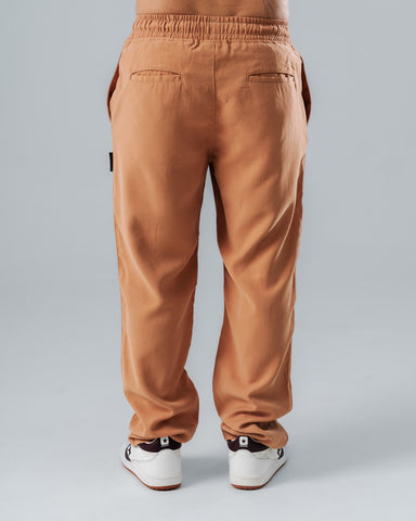 Pantalón Basico Smarth Almendra Slim