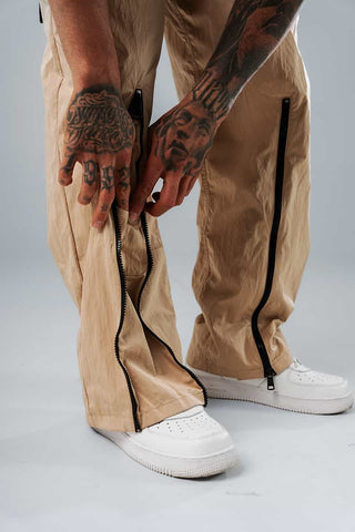 Parachute Cargo Pants - Caqui