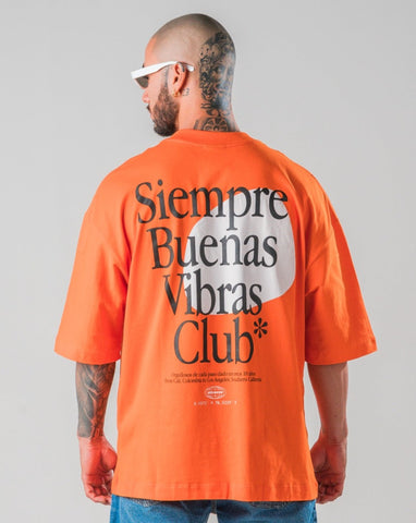 Camiseta Oversize Naranja - Buenas Vibras