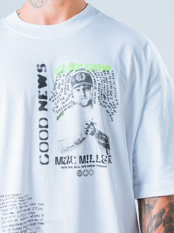 Camiseta Oversize Blanco News