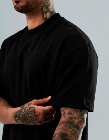 Camiseta Básica Regular Negra - 270 Grs