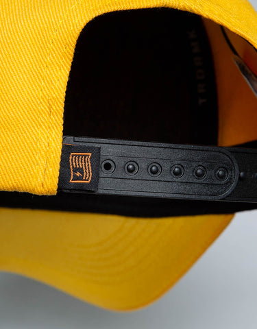 Gorra Dynamo (Roja, Azul y Amarillo)